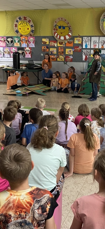 Vystoupení dětí za školní družiny