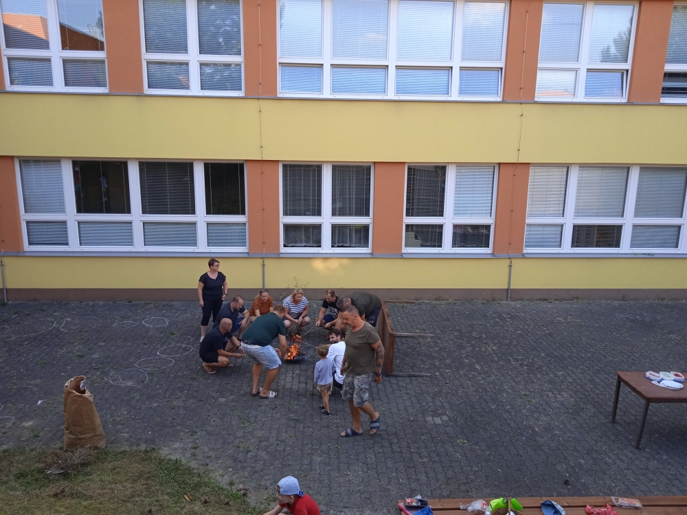 Seznamovací táborák spojil děti i rodiče