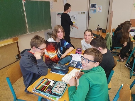 Fiktivní kluby mládeže v německém jazyce