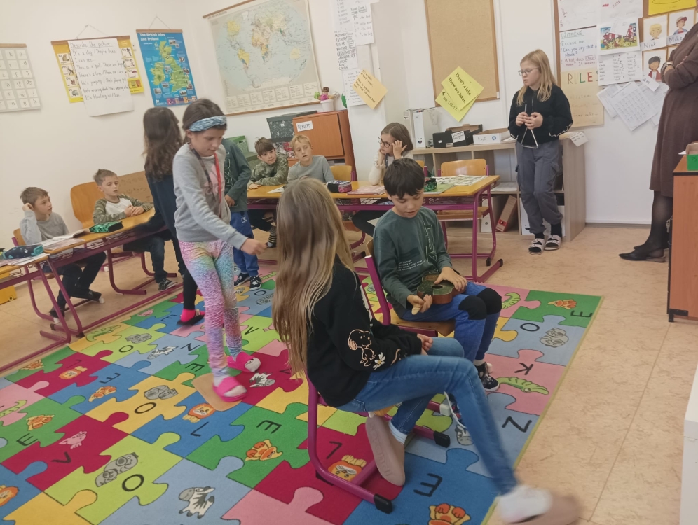 Anglické divadlo ve čtvrtém ročníků