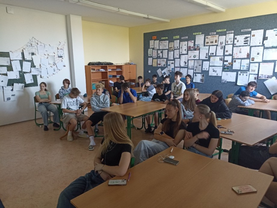 Záchranka místo hasičů: Dvouhodinová lekce první pomoci