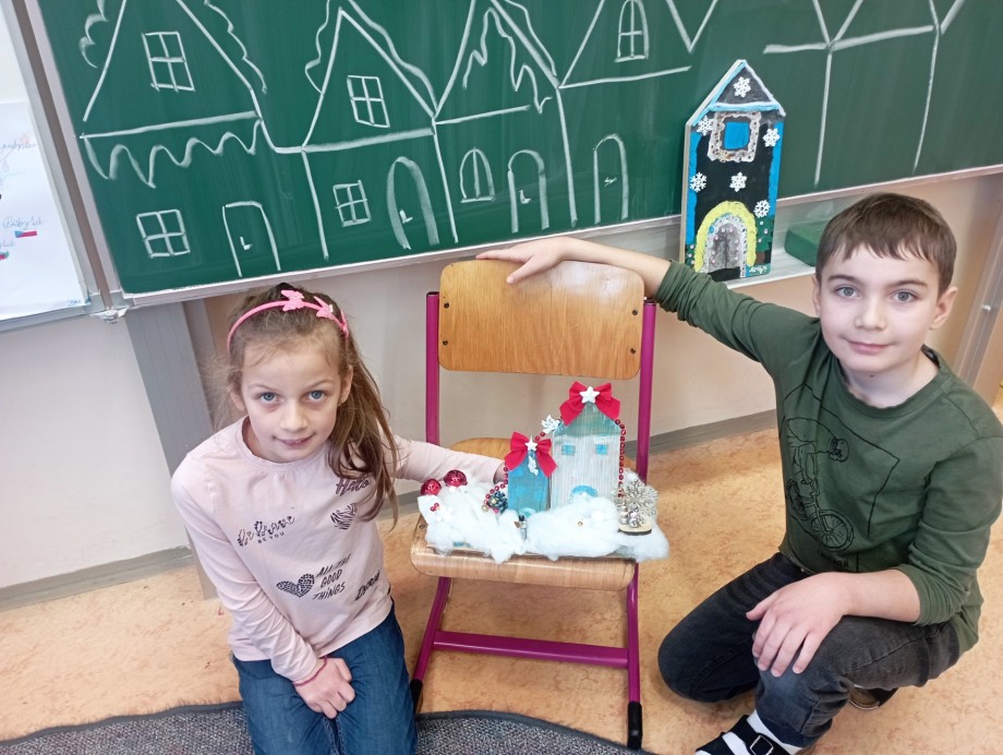 Výtvarná dílna vánočních domečků pro Modrého hrocha