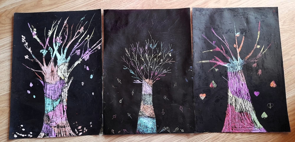 Stromy jsme si vyškrabali