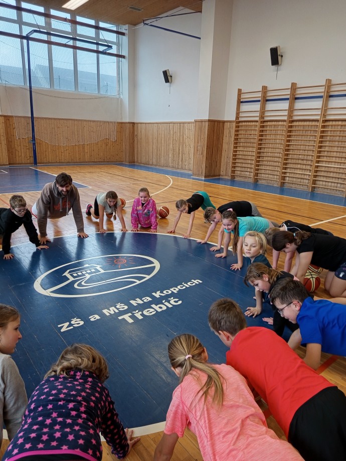 Basketbal napříč ročníky