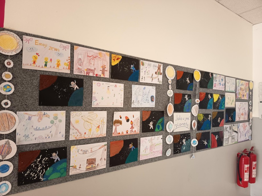 3. A – Centra aktivit Vesmír