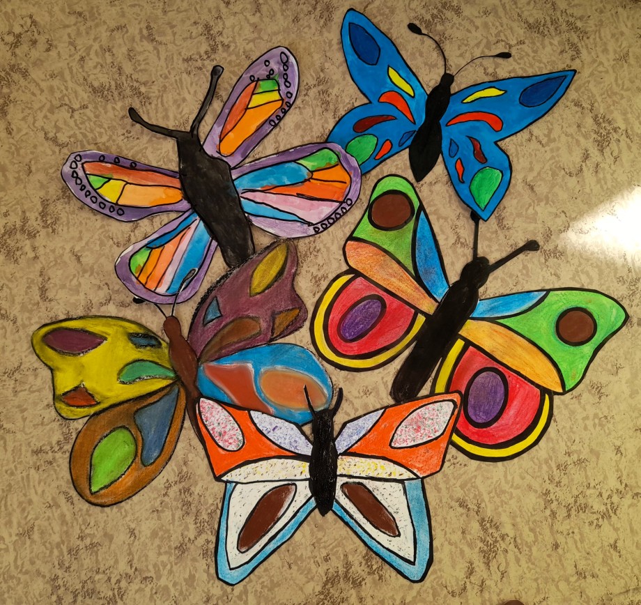 Motýli ožili ve výtvarné výchově