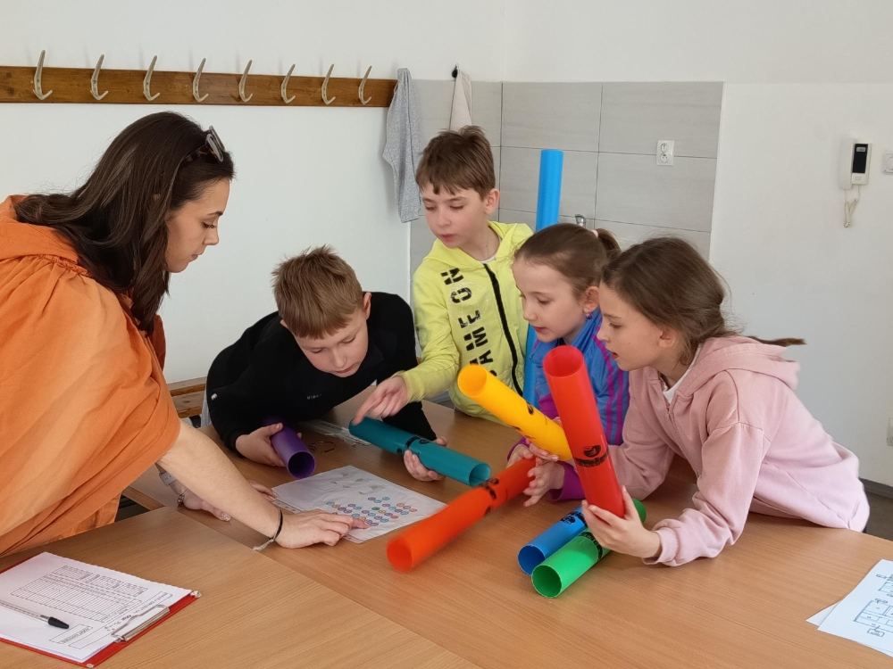 3. A – Soutěž družstev na motivy Pevnosti Boyard