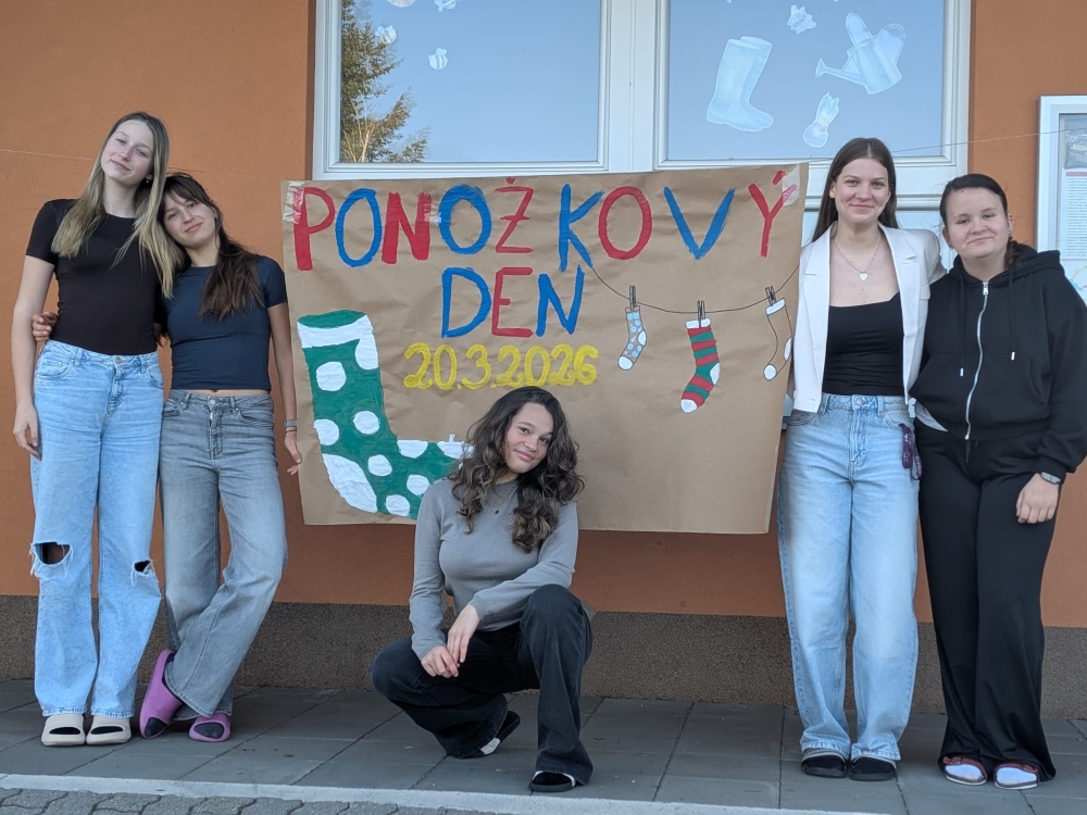 PONOŽKOVÝ DEN - připojte se i vy k akci našeho Žákovského parlamentu