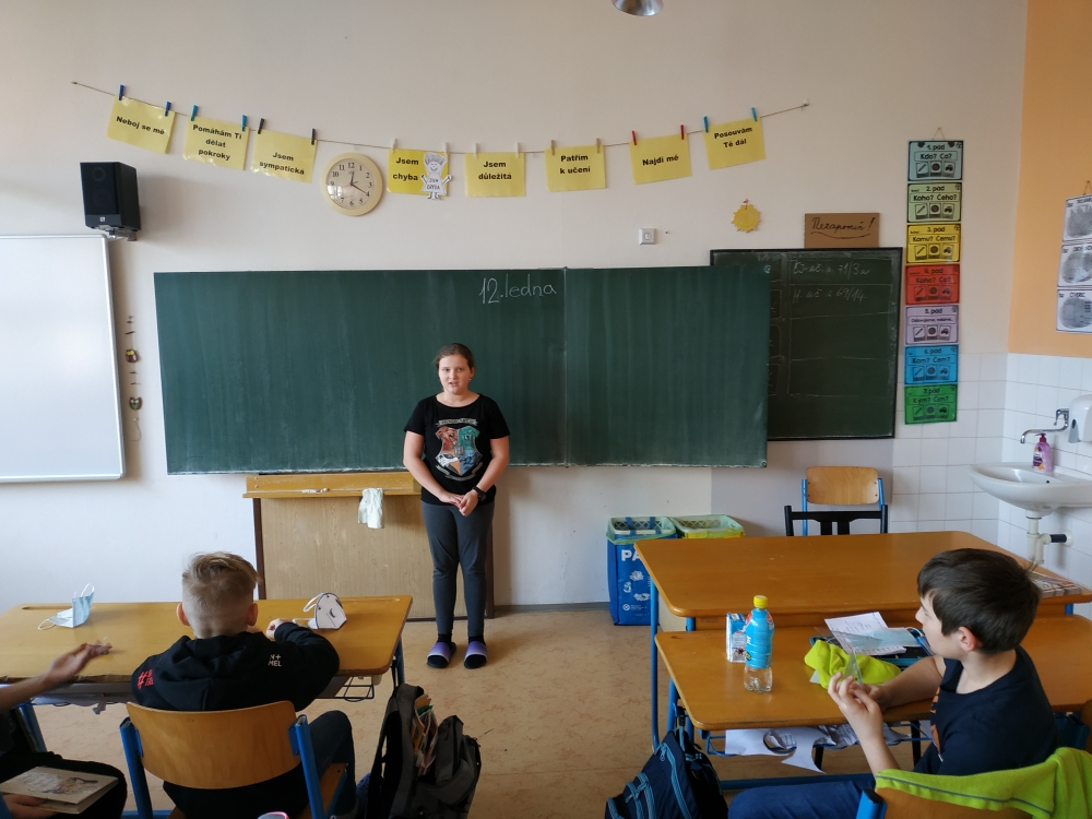 Mezi verši a rýmy (recitace v 5. B)