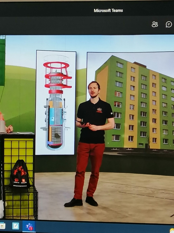 Žáci z 9. A a 9. B si virtuálně prohlédli jadernou elektrárnu Dukovany