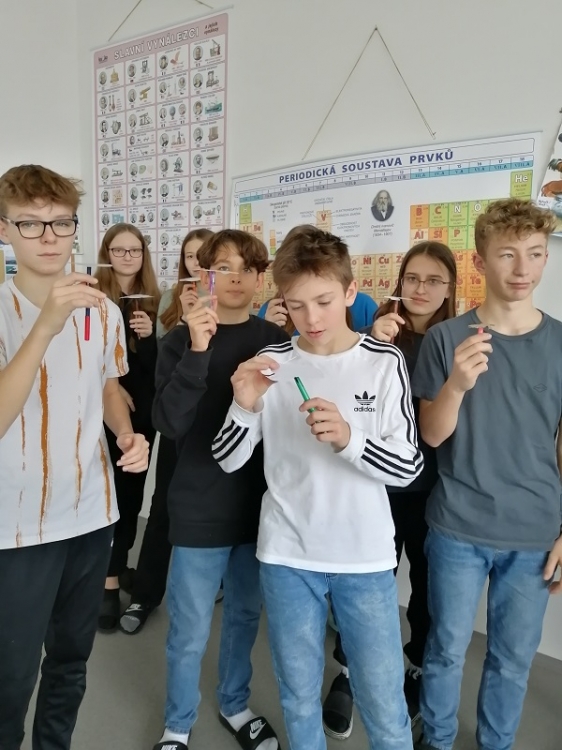 7. B a Fyzika