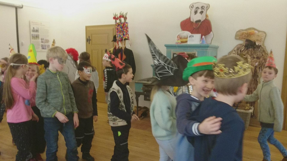 Když masky dovádějí