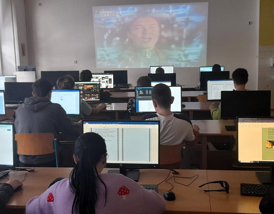 Vánoční koledy v hudební výchově